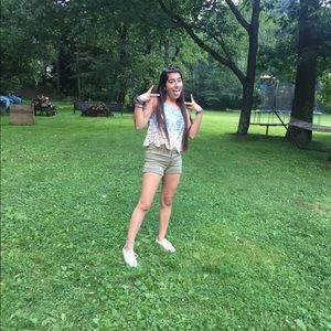 Meet your Posher, Annalise